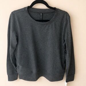 GAIAM Heather Gray Crewneck Top Yoga Easy Fit